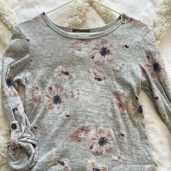 Light gray floral women’s blouse - Picture 1 of 2